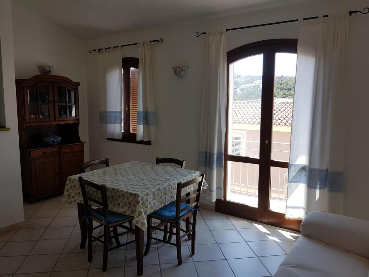 Appartamento Azzurro Con Balcone E Panorama Sul Paese סנטה טרזה גאיורה מראה חיצוני תמונה